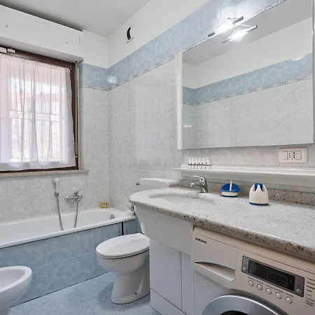 Fortino Roomy